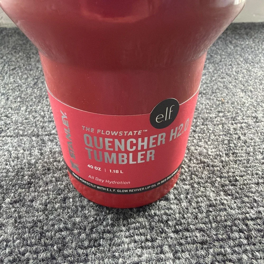 NEW!  Stanley ELF Collab Red Delicious 40 Oz Quencher Tumbler LIMITED EDITION
